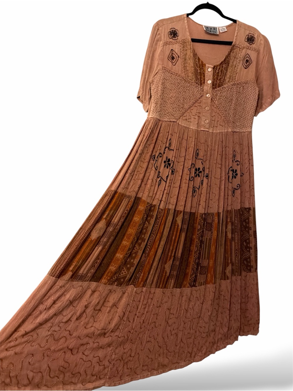 🤎 Rare Vintage M.P.H. Embroidered Boho Maxi Dress - Size XL Dusty Rose Artesinal